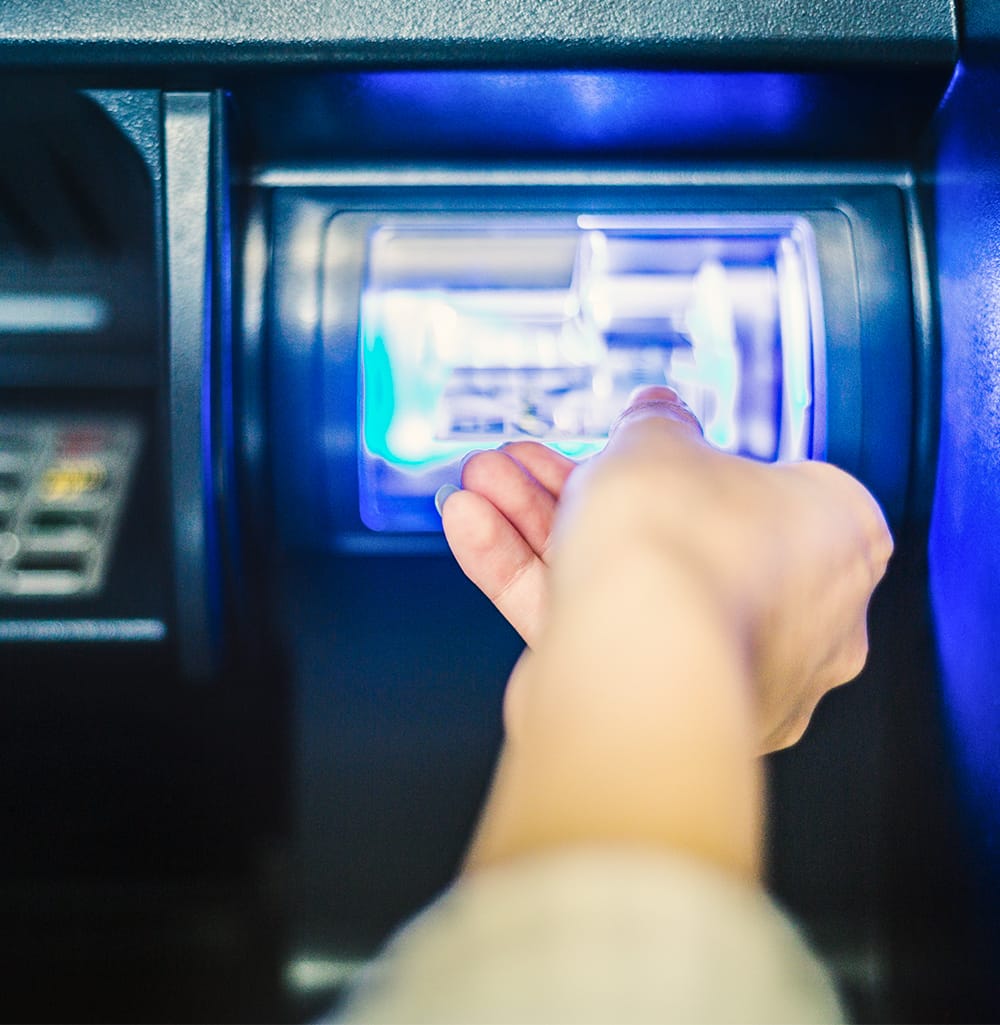 Dispensadores de dinheiro 24/7, multifunções e robustos